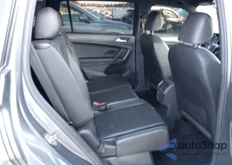 2020 Volkswagen Tiguan 2.0T Se/2.0T Se R-Line Black/2.0T Sel из США, поврежденный, VIN 3VV2B7AX3LM070781